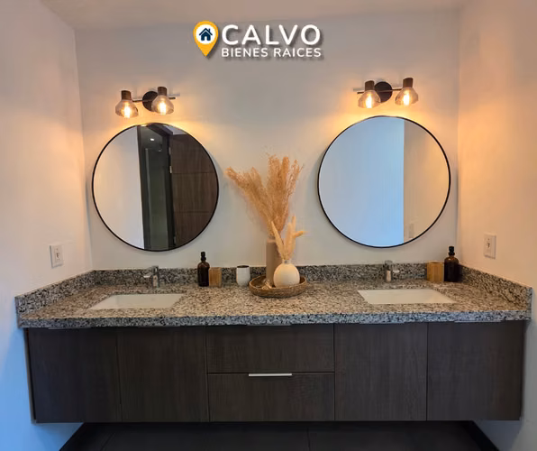 Apartamento de lujo amueblado en venta | Puerta del Alma, San Benito