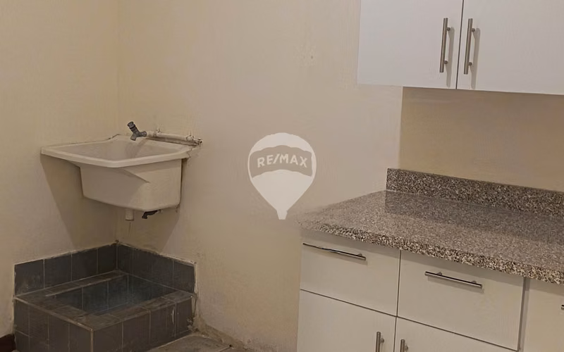 Alq. | Apto. | San Benito Flats