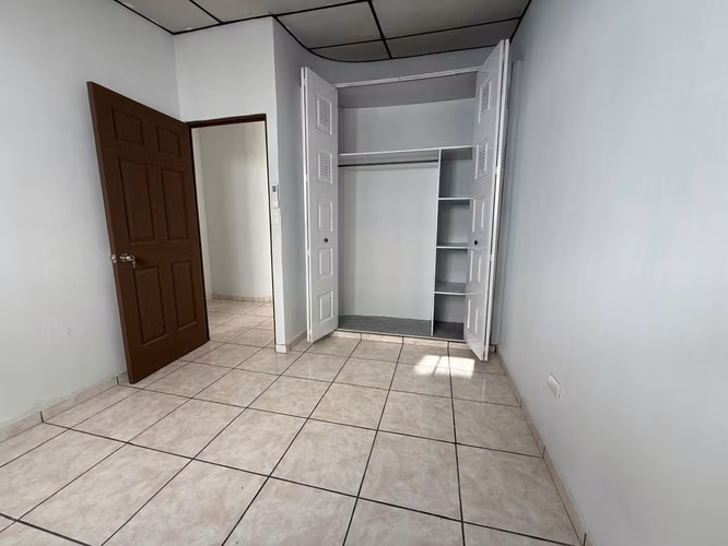 Se Alquila Moderna Casa Residencial Privada – Brisas de San Francisco, San Salvador - Imagen 16