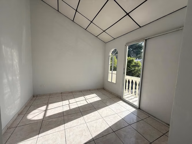 Se Alquila Moderna Casa Residencial Privada – Brisas de San Francisco, San Salvador - Imagen 10