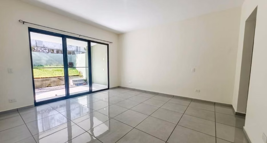 Casa de 1 Planta en Alquiler - Cumbres de Peñaflor - Imagen 4