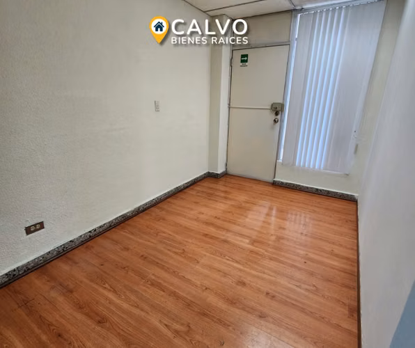 Local Comercial en Plaza Cristal | Colonia Escalón