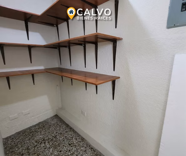 Local Comercial en Plaza Cristal | Colonia Escalón