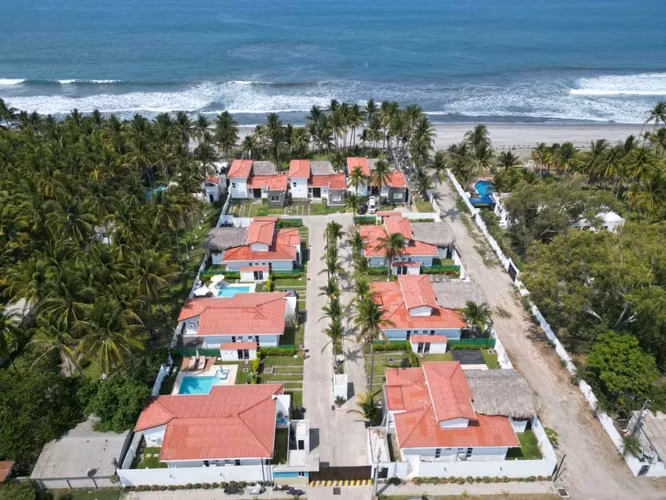 CASA DE PLAYA MODERNA EN VENTA – PLAYA AMATECAMPO - Imagen 6