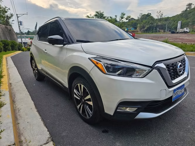 Nissan kicks sr