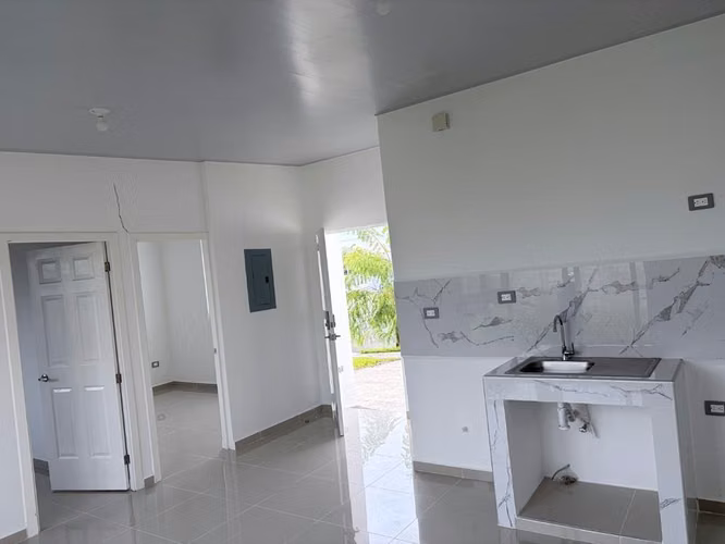 Renta- Renta de vivienda, Residencial Nueva San Miguel - Imagen 5