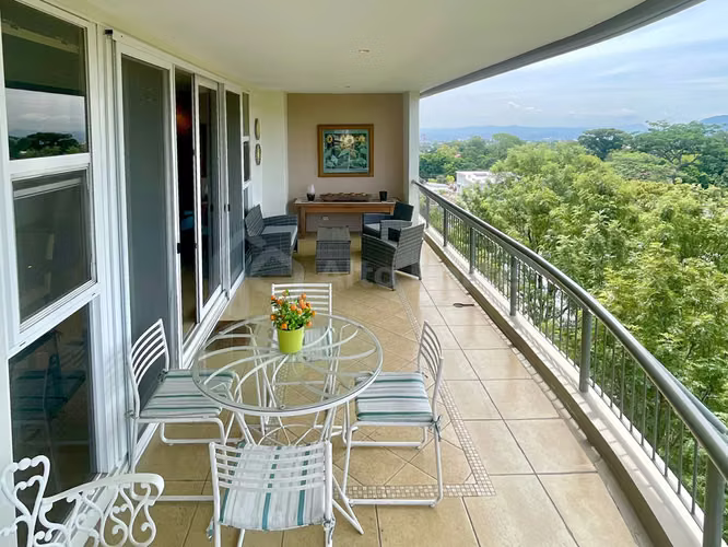 Apartamento en alquiler amueblado en San Benito