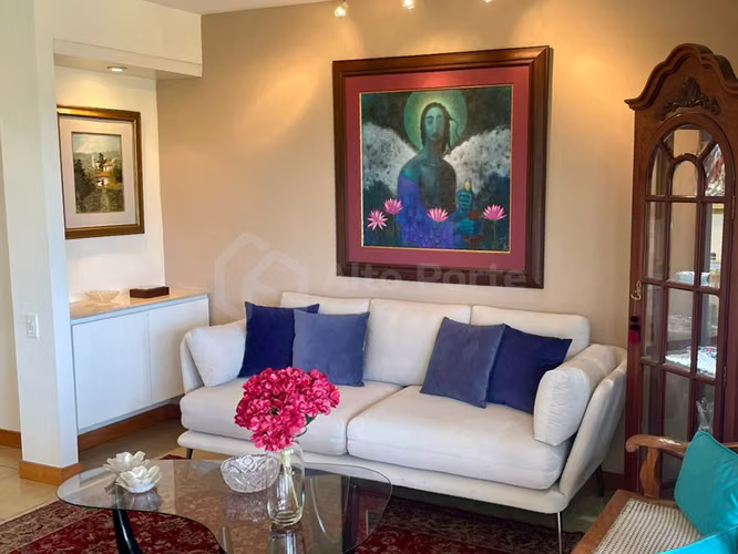 Apartamento en alquiler amueblado en San Benito