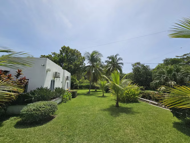 Venta de casa de playa en Las Veraneras, Los Cóbanos Sonsonate - Imagen 17