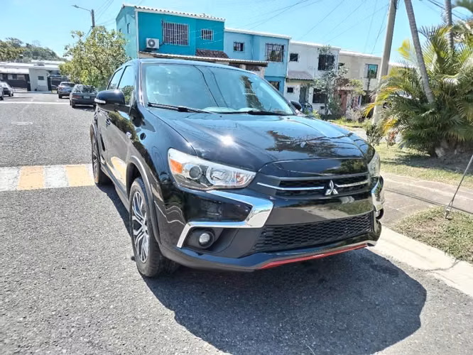 Mitsubishi Outlander sport 2018