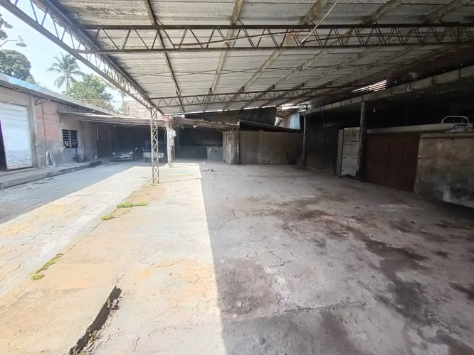 ALQUILER DE BODEGA INDUSTRIAL EN ZONA EL ENCUENTRO SAN MARTIN - Imagen 5