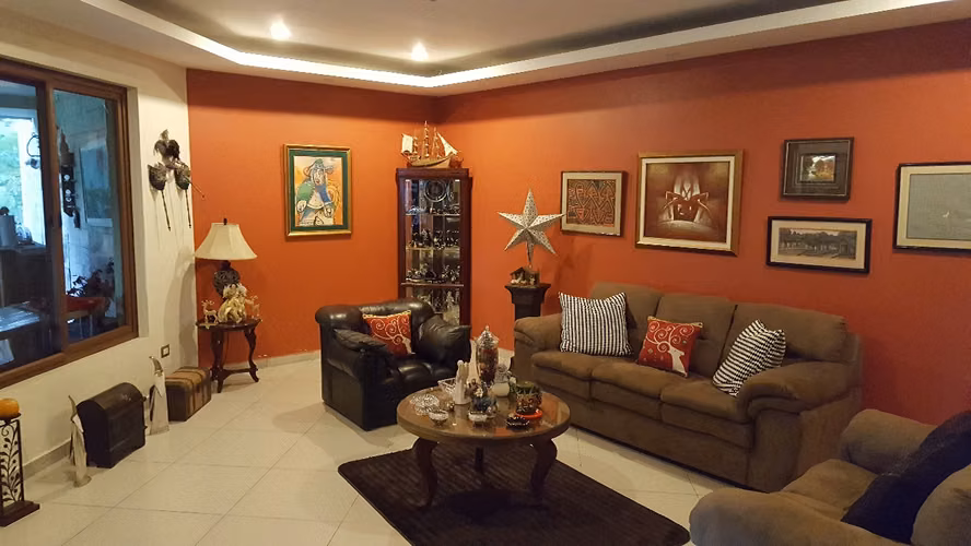 Venta de casa en Nuevo Cuscatlán, Residencial Quintas de Santa Elena