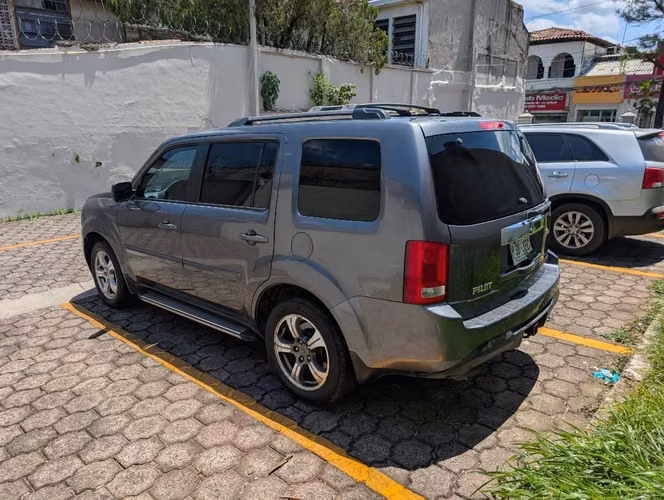 HONDA PILOT 2015 EN SAN LUIS TALPA.