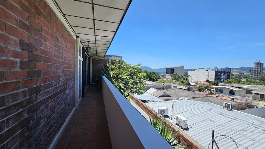 Alquiler de apartamento en Colonia Escalón en 91 Av. Norte - Imagen 12