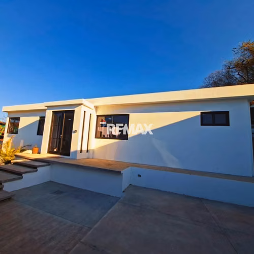 VENTA  CASA ATAMY $ 640.000 MIL/AMUEBLADA/ SURF CITY 1 RESIDENCIAL  primera FILA LA LIBERTAD