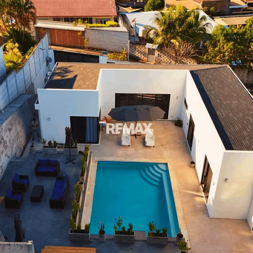 VENTA  CASA ATAMY $ 640.000 MIL/AMUEBLADA/ SURF CITY 1 RESIDENCIAL  primera FILA LA LIBERTAD