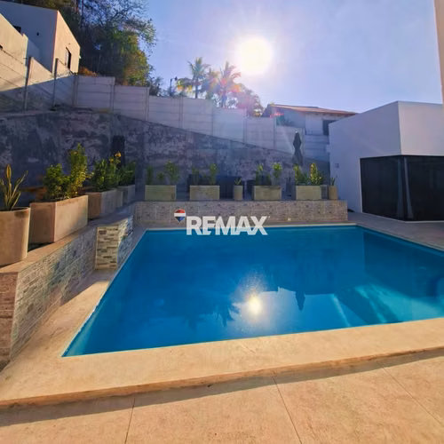 VENTA  CASA ATAMY $ 640.000 MIL/AMUEBLADA/ SURF CITY 1 RESIDENCIAL  primera FILA LA LIBERTAD