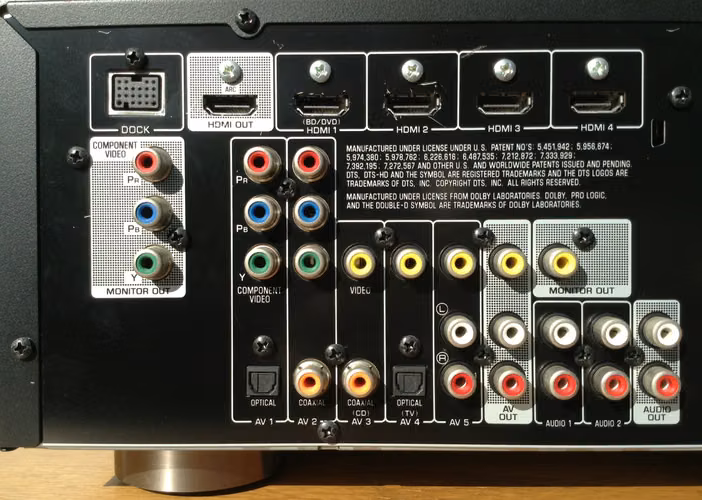 YAMAHA amplificador power 240 Watts HDMI salidas, control y antena original DTS, Dolby, 5.1 TEATRO - Imagen 4