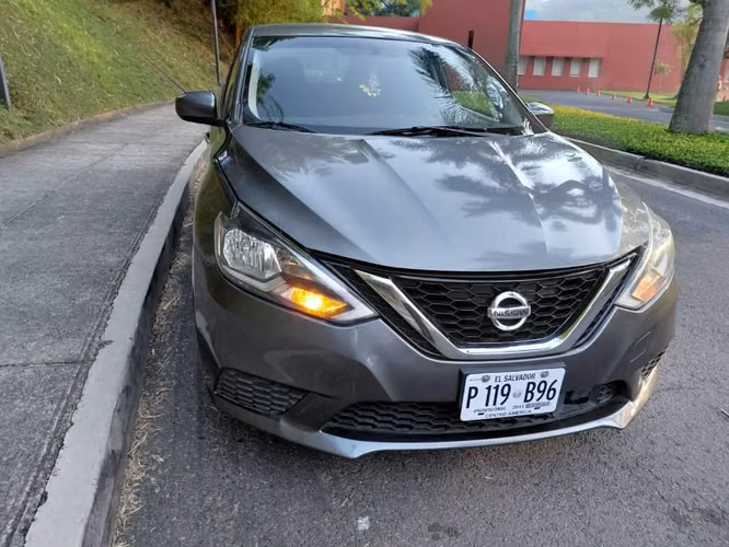 NISSAN SENTRA 2019