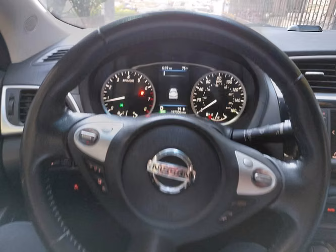NISSAN SENTRA 2019