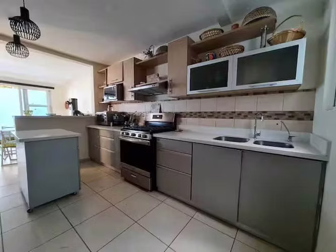 CASA en SANTA ELENA (Complejo Privado)