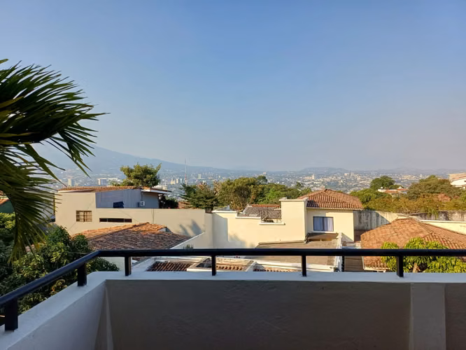 LOMAS DE ALTAMIRA: OPORTUNIDAD ESTRATÉGICA! Precio: $915,000