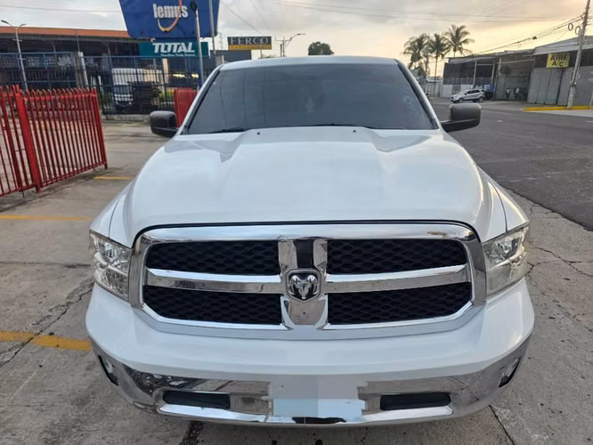 Vendo dodge ram 2019 automatico 4x2 a toda prueba acepto carro a cuenta