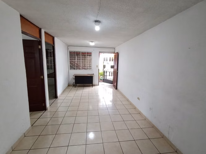 VENDO CONDOMINIOS HEROES NORTE, APARATAMENTO CON VOCACION MUY COMERCIAL - Imagen 4