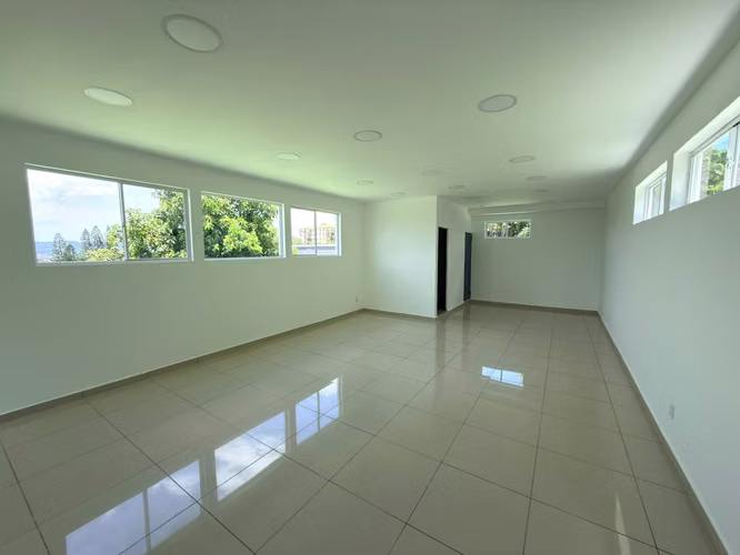SE VENDE OFICINA COLONIA ESCALÓN, BUENA UBICACIÓN, DE ESQUINA - Imagen 10