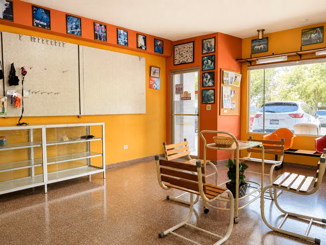 LOCAL COMERCIAL EN VENTA | CENTRO COMERCIAL BALAM QUITZÉ | COLONIA ESCALÓN - Imagen 3