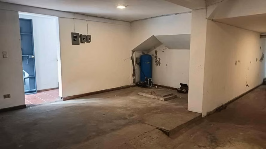 Alquilo Casa Recién Remodelada en San Benito, con 17 Mtrs de Frente