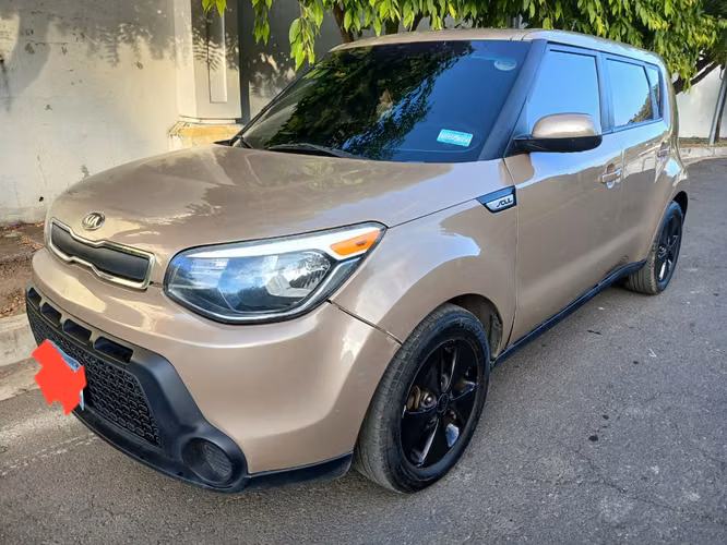 KIA SOUL 2016 $ 7,500 NEG.