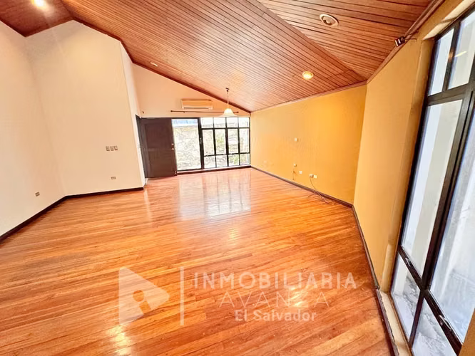 Casa en Alquiler Colonia Maquilishuat