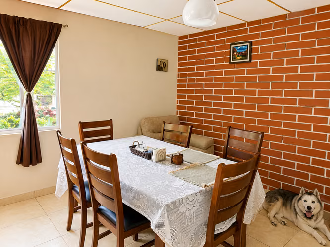 CASA RESIDENCIAL EN VENTA EN LOS PLANES DE RENDEROS - Imagen 5