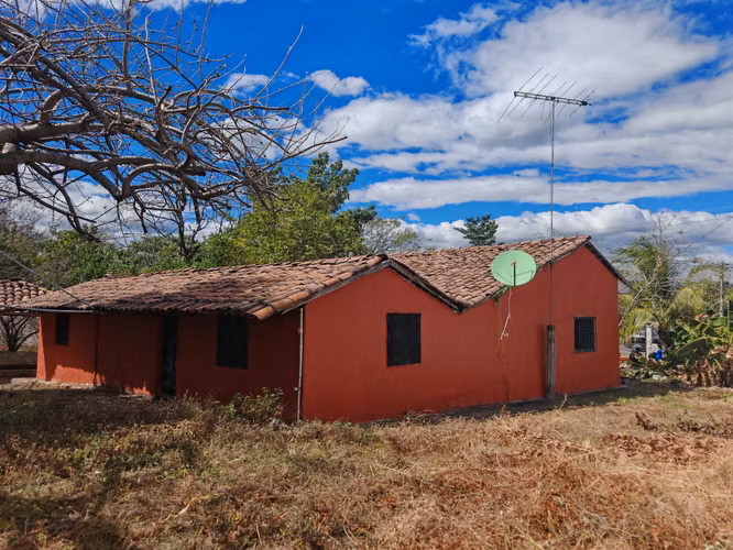 PROPIEDAD EN VENTA | San Alejo, La Unión a solo 20 min. de San Miguel - Imagen 3