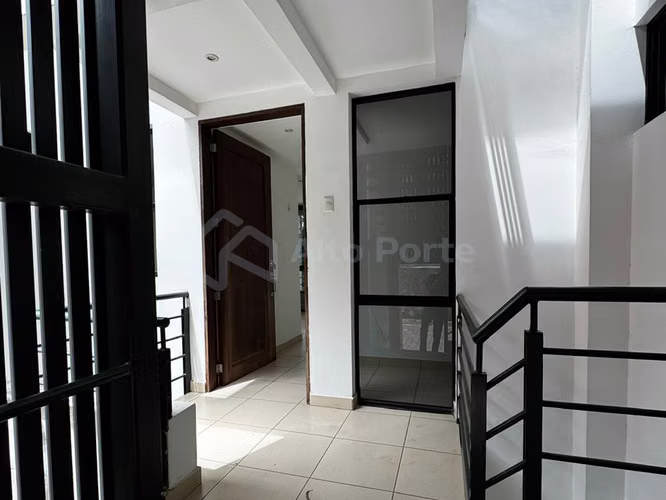 Apartamento en venta con terraza y vista en Los Planes de Renderos