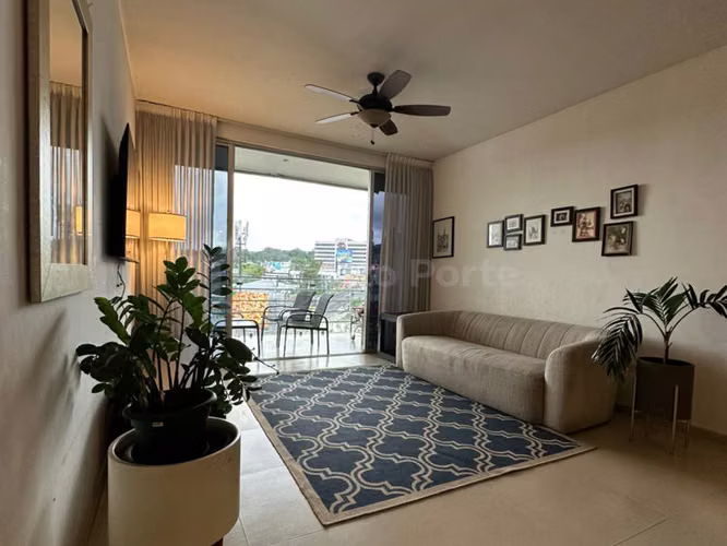 Apartamento en venta con vista a la ciudad en Colonia Escalón