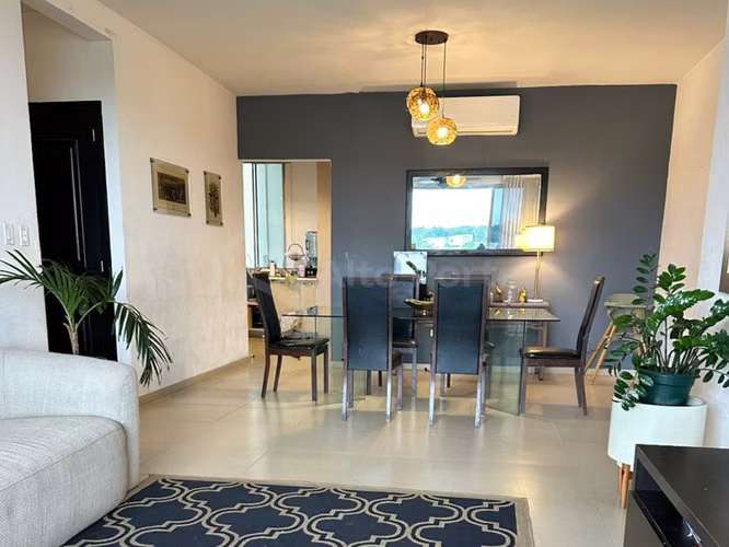 Apartamento en venta con vista a la ciudad en Colonia Escalón