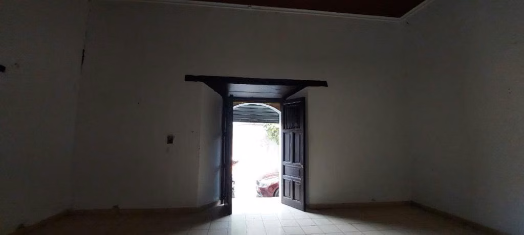 Local Comercial en Alquiler | Calle Principal | San Miguel | $325 + IVA