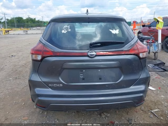 NISSAN KICKS S 2022 GRIS