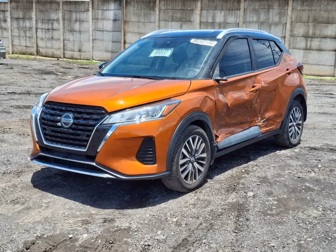 NISSAN KICKS SV 2021