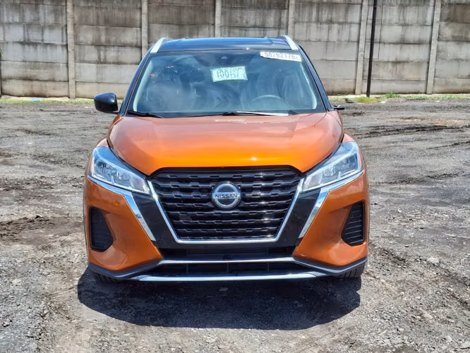 NISSAN KICKS SV 2021