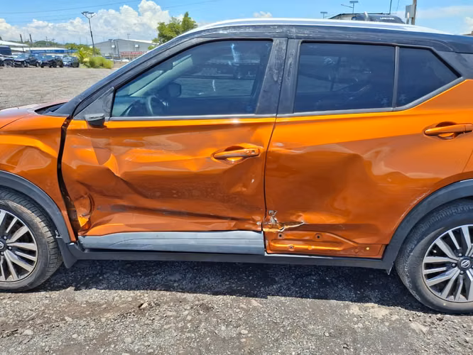 NISSAN KICKS SV 2021