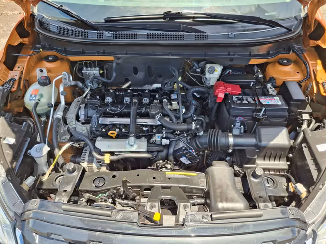 NISSAN KICKS SV 2021