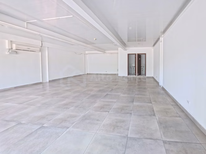 Local comercial en venta en Nuevo Cuscatlán