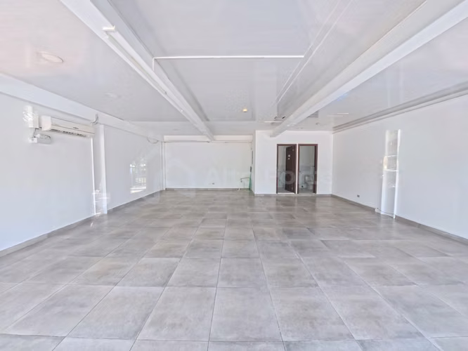 Local comercial en venta en Nuevo Cuscatlán