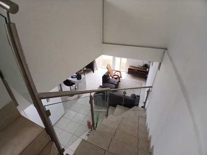 CASA AMUEBLADA EN SONSONATE