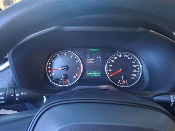 TOYOTA RAV4 2023 DE AGENCIA