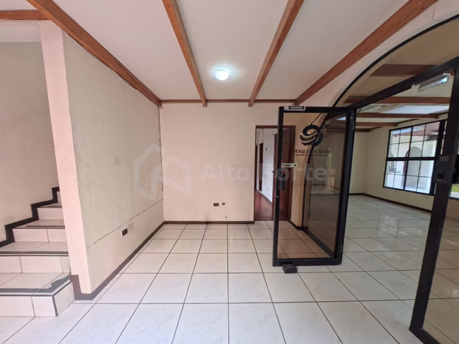 Casa comercial de esquina en venta en Antiguo Cuscatlán - Imagen 10