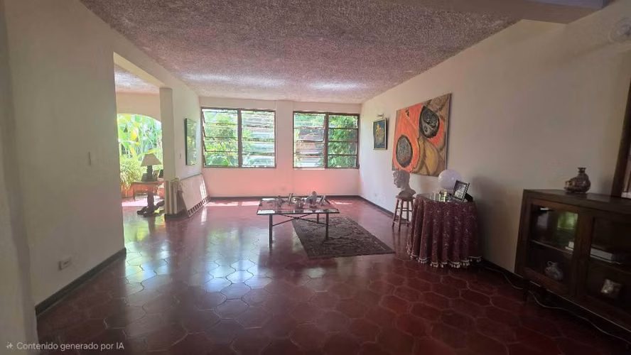 Amplia Casa en Alquiler para Oficinas o Vivienda – La Sultana, Antiguo Cuscatlán